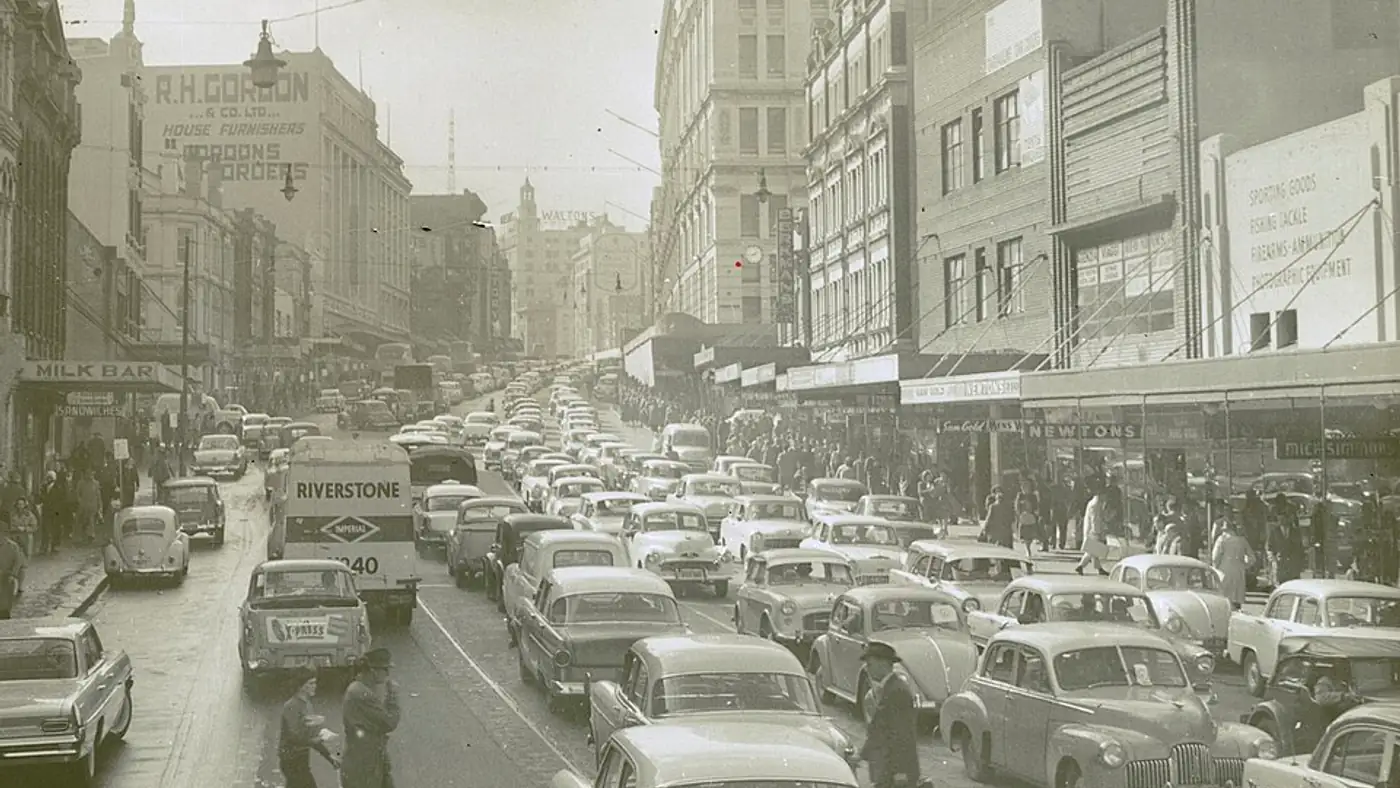 Crowds walking along a pedestrianised Georges Street in the Sydney CBD