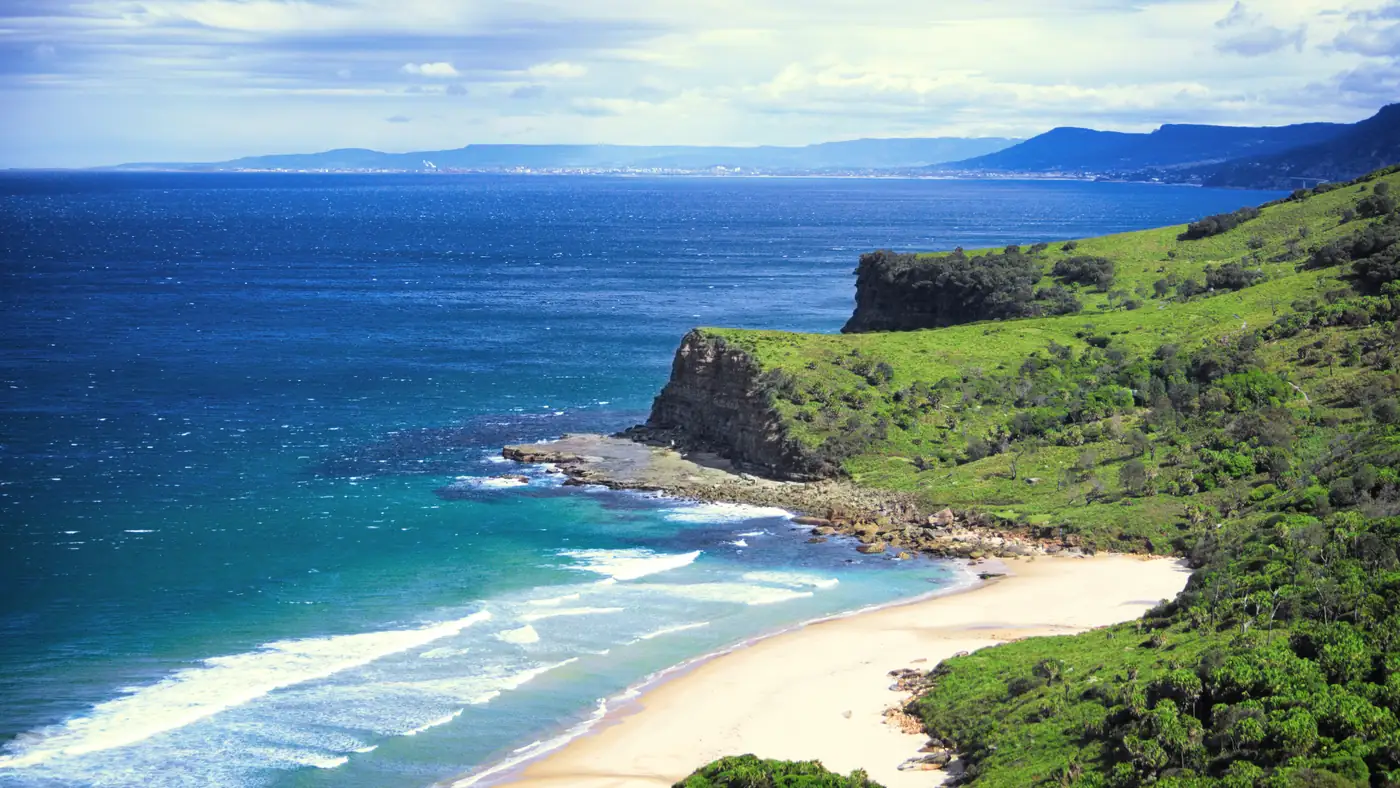 Royal National Park coastal walk Burning Palms Beach clifftop view